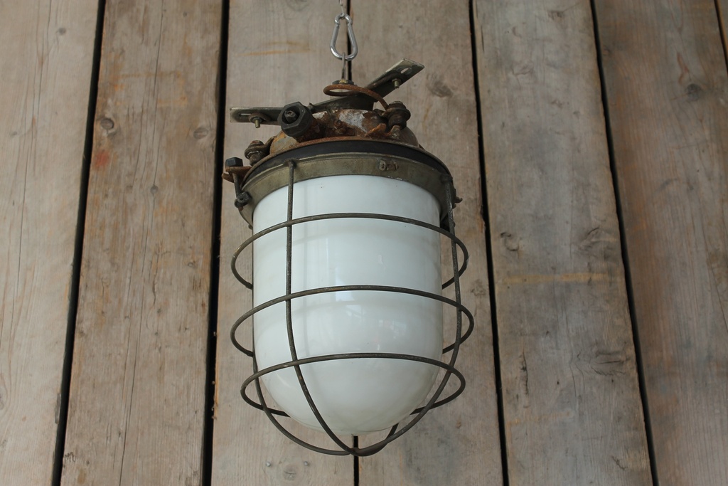 Industrial Pendant Light